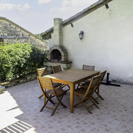 Le Pigeonnier Jacques By Interhome Casa vacanze *